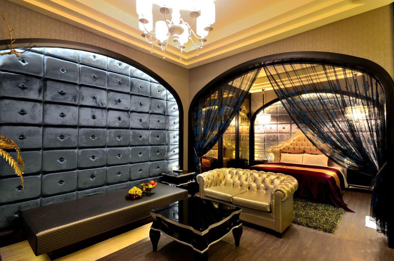 Hea Duenn Motel Taichung Buitenkant foto
