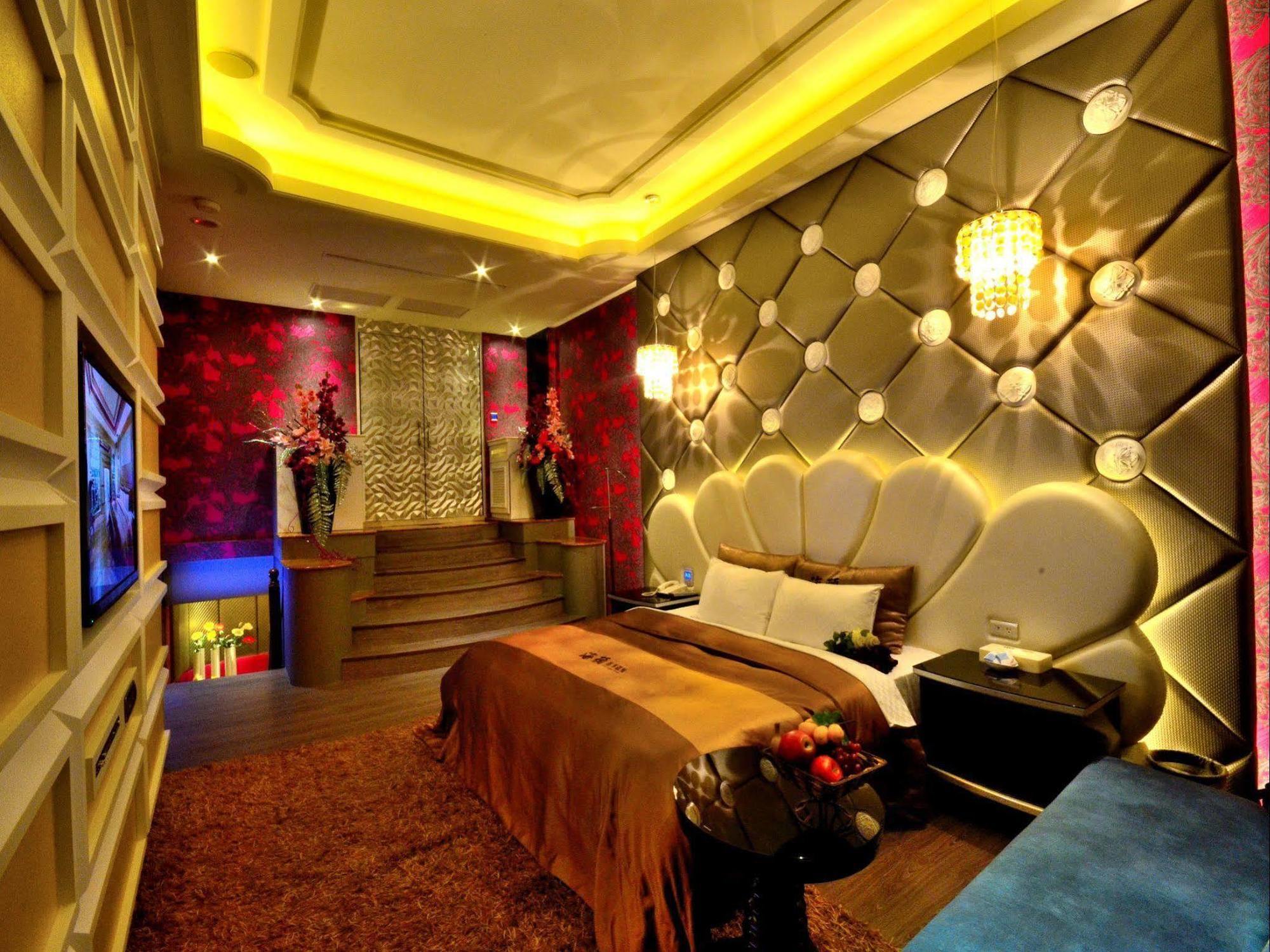 Hea Duenn Motel Taichung Buitenkant foto