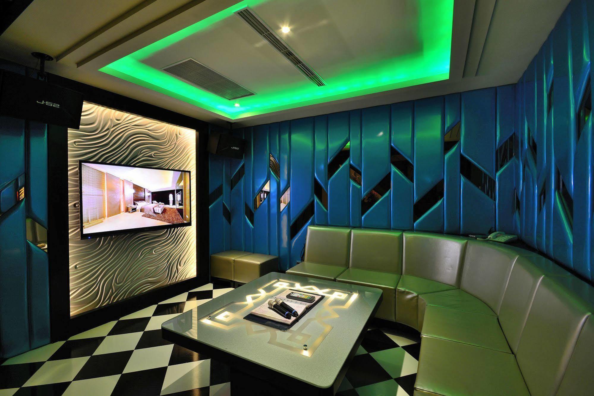 Hea Duenn Motel Taichung Buitenkant foto
