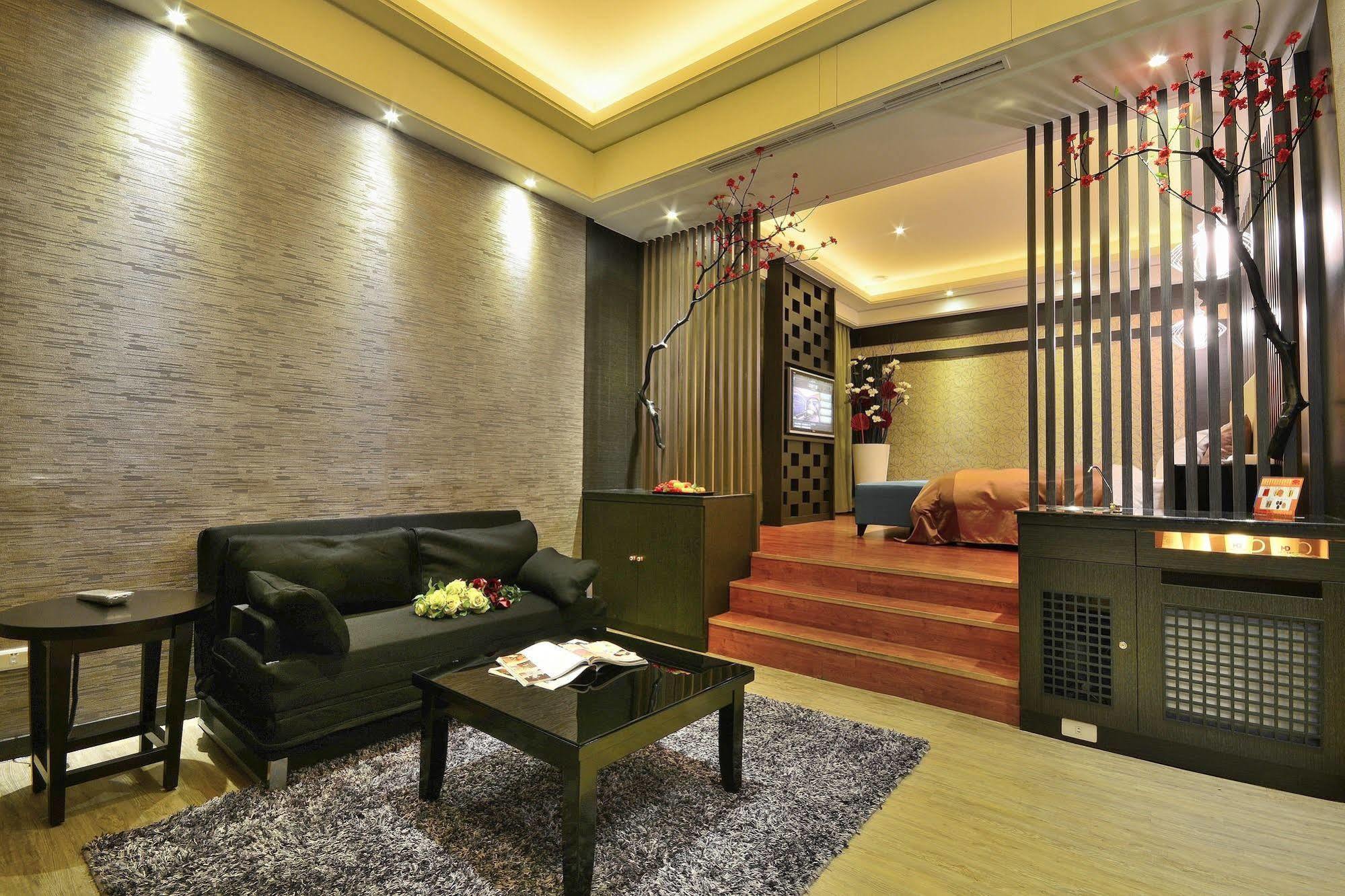 Hea Duenn Motel Taichung Buitenkant foto