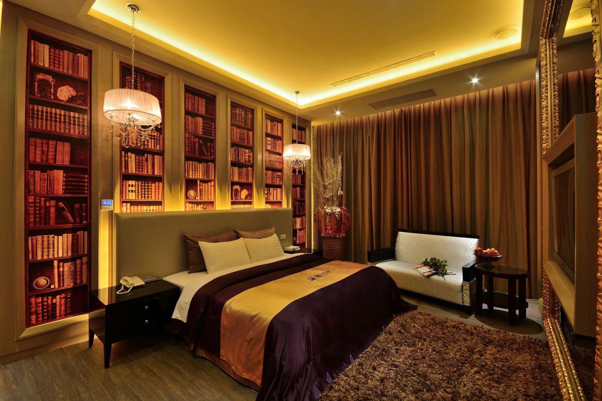 Hea Duenn Motel Taichung Buitenkant foto