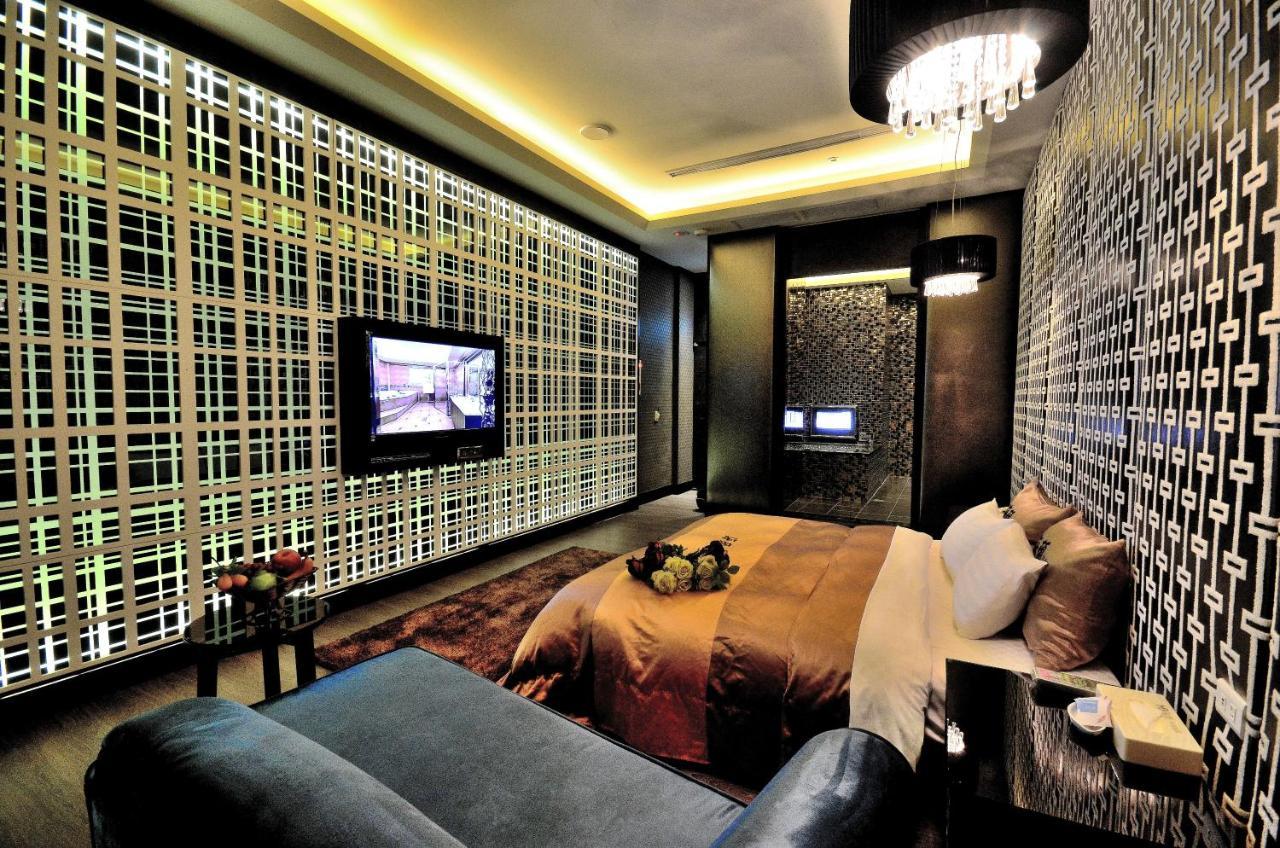 Hea Duenn Motel Taichung Buitenkant foto