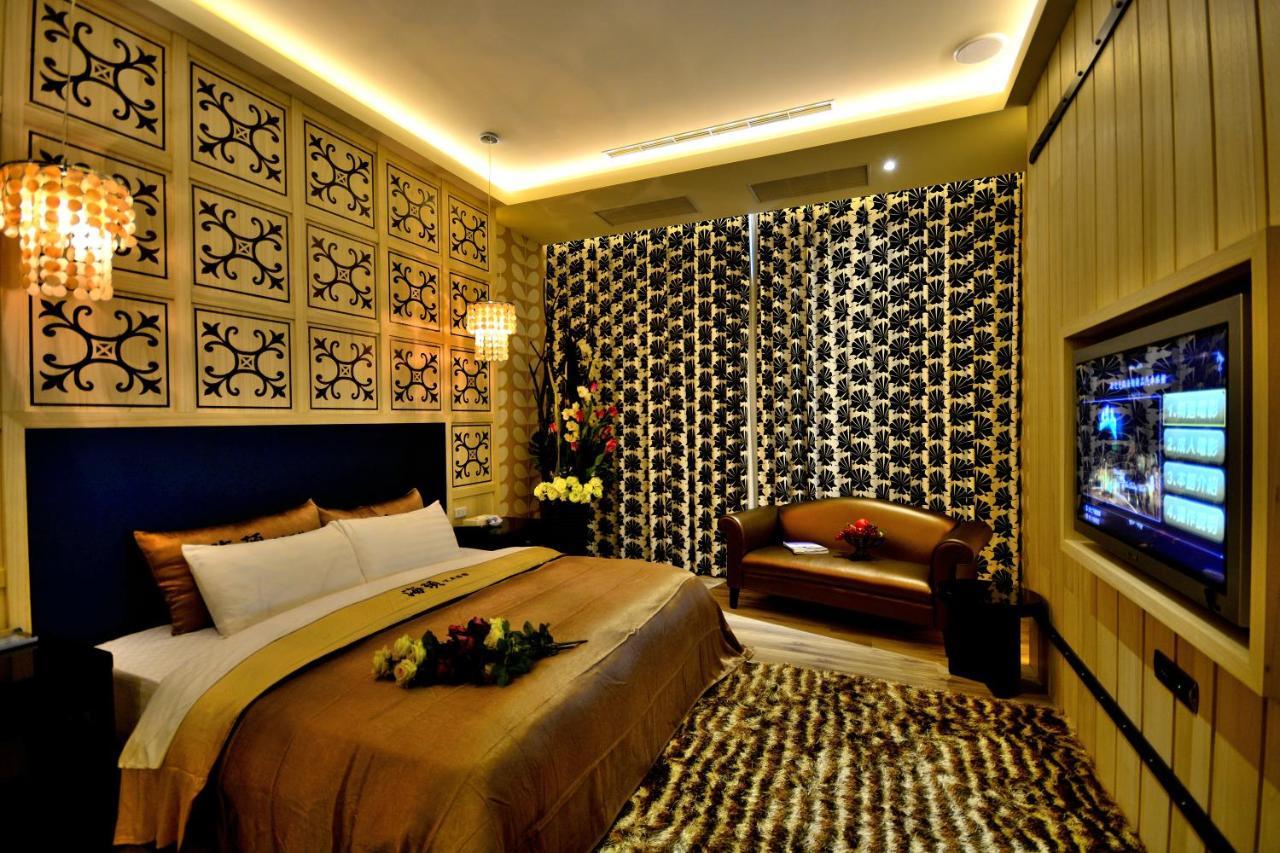 Hea Duenn Motel Taichung Buitenkant foto