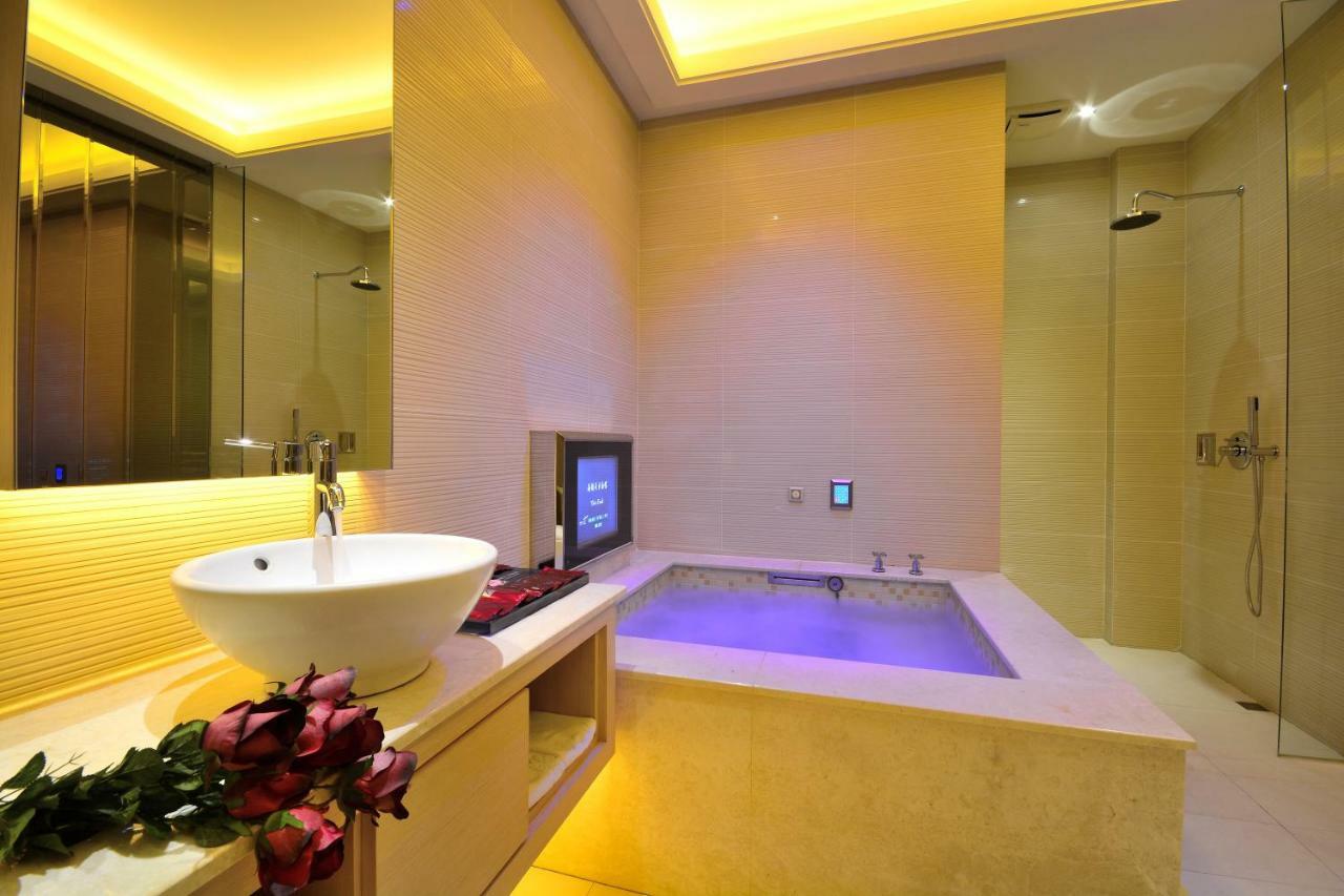 Hea Duenn Motel Taichung Buitenkant foto