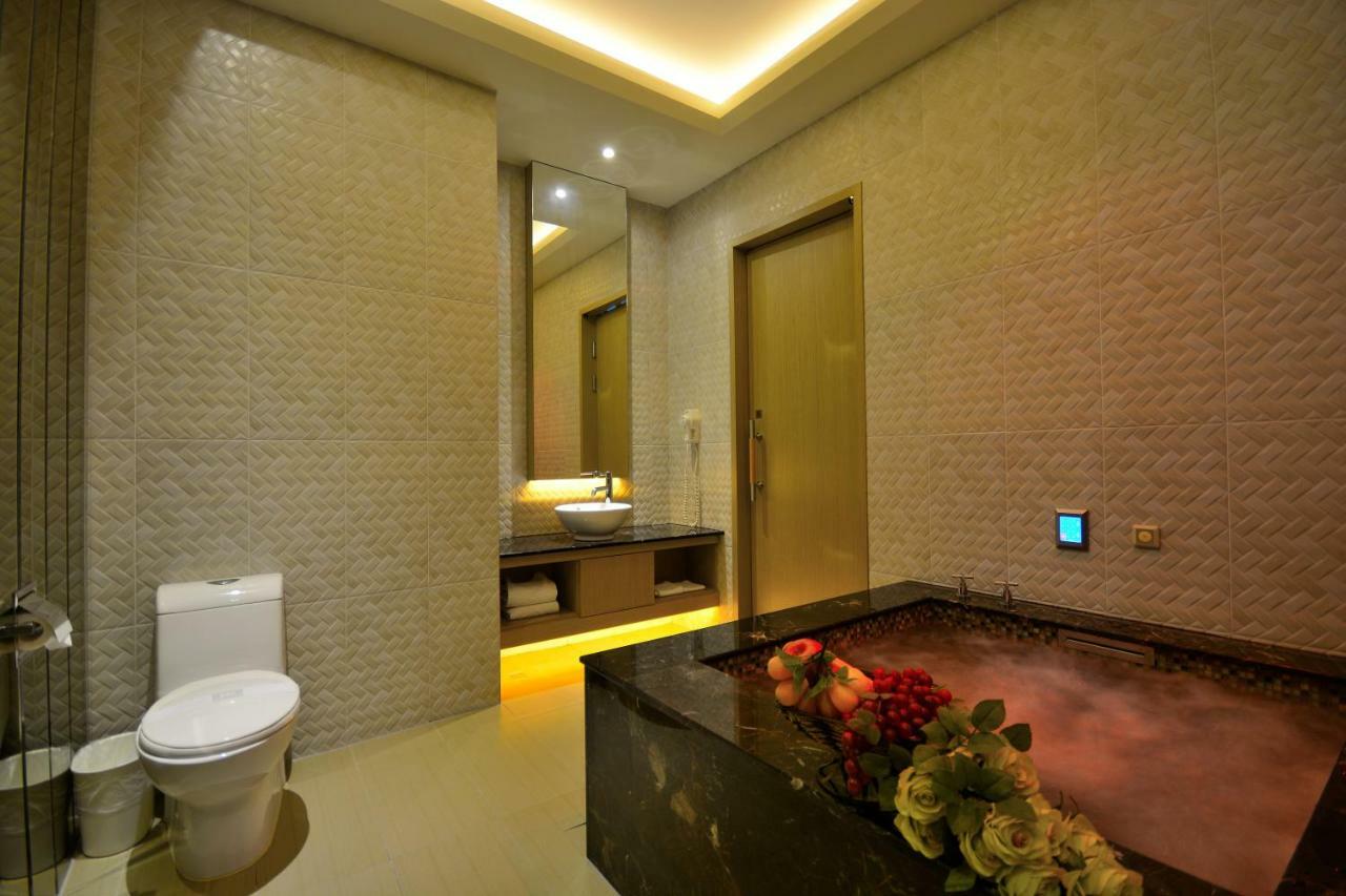 Hea Duenn Motel Taichung Buitenkant foto