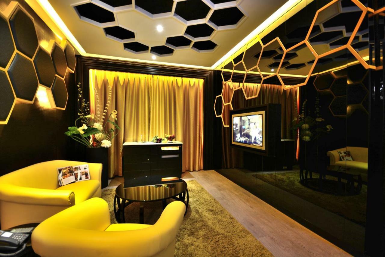 Hea Duenn Motel Taichung Buitenkant foto