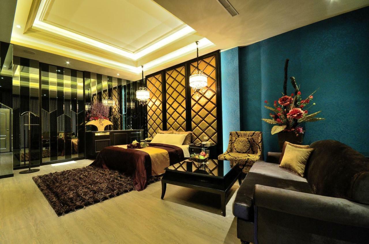 Hea Duenn Motel Taichung Buitenkant foto