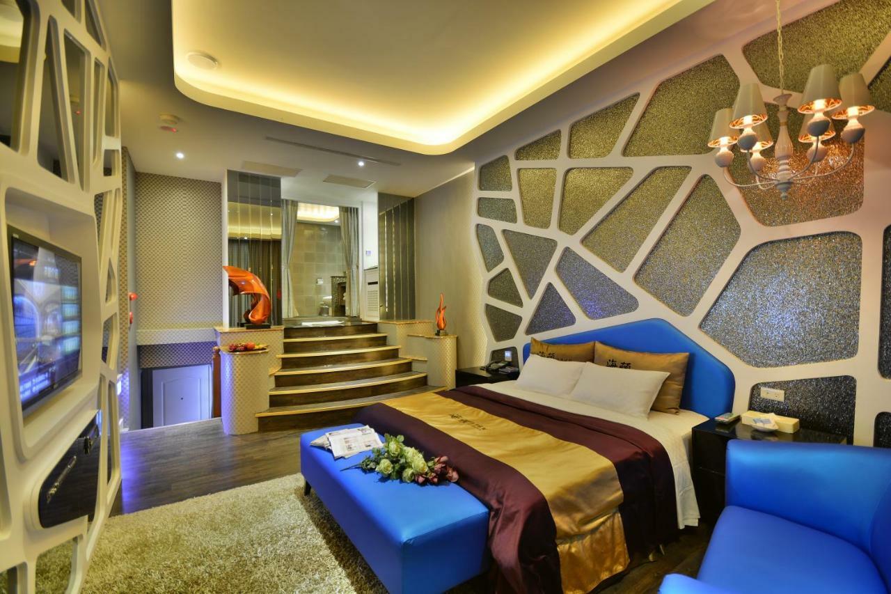 Hea Duenn Motel Taichung Buitenkant foto